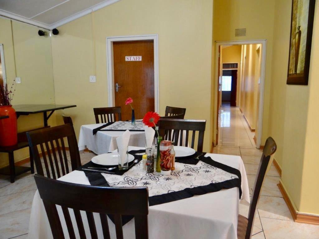 Lilliz Guest House Umtata Eksteriør bilde